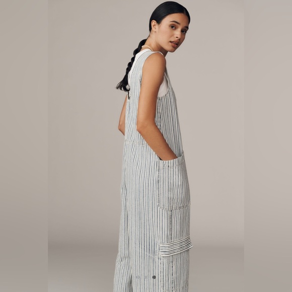 Pilcro Navy and White Zip-Up Utility Jumpsuit - Picture 8 of 10